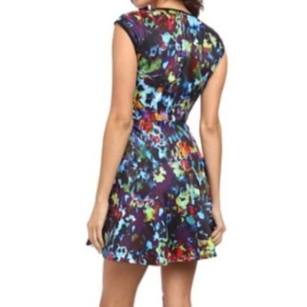 bebe red blue dress floral sleeveless fit and flare dress barbie core size S